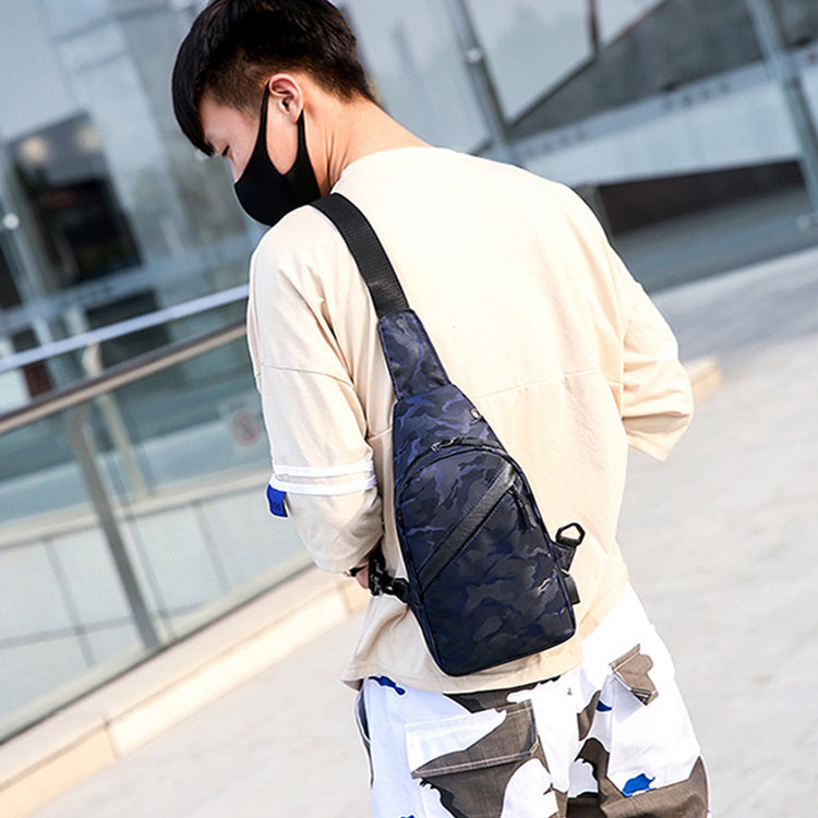 Camouflage Chest Bags Men Crossbody Bag With Headphone Hole