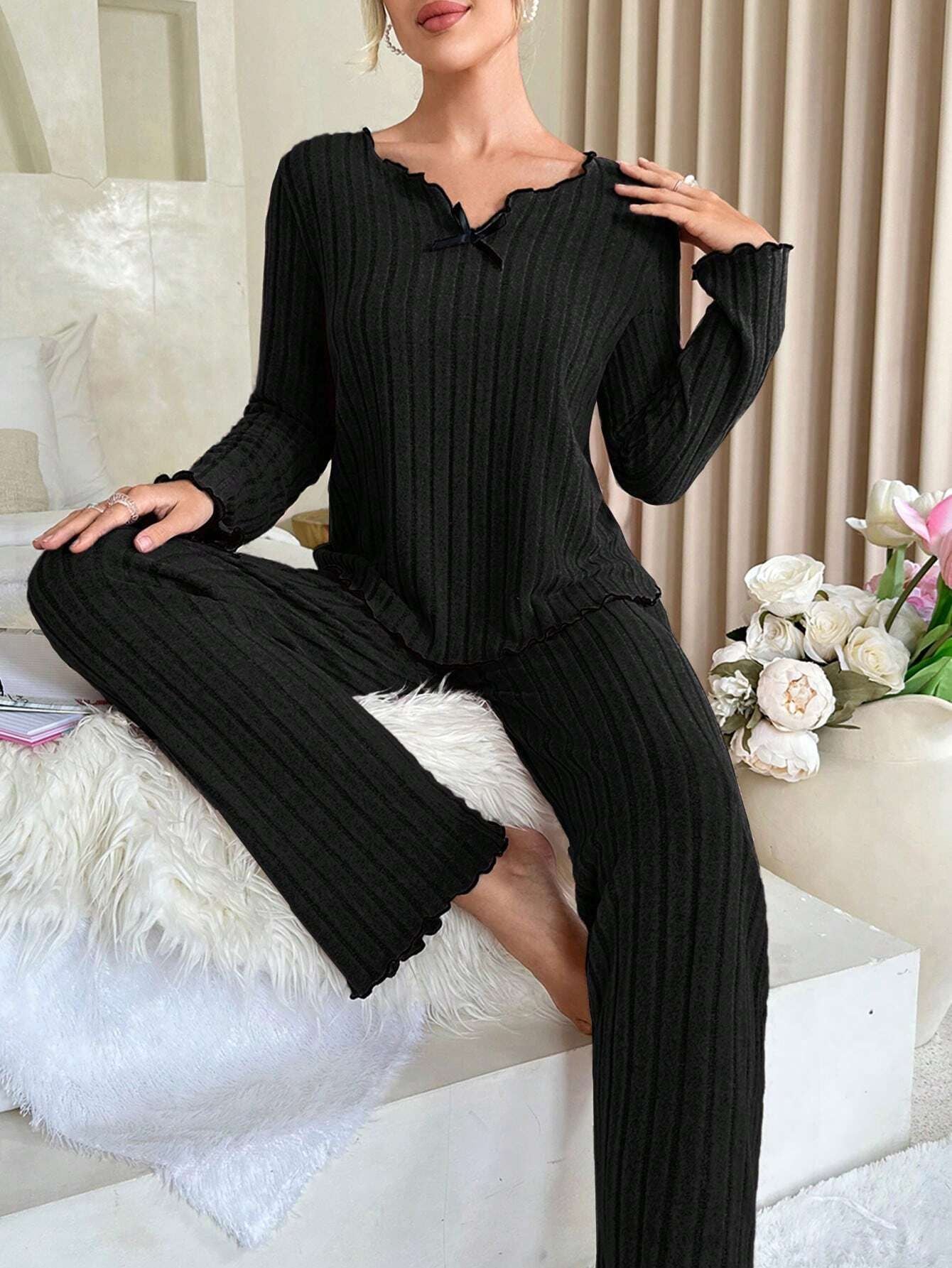 Black Edge Twisted Edge Leisure Pajamas Suit